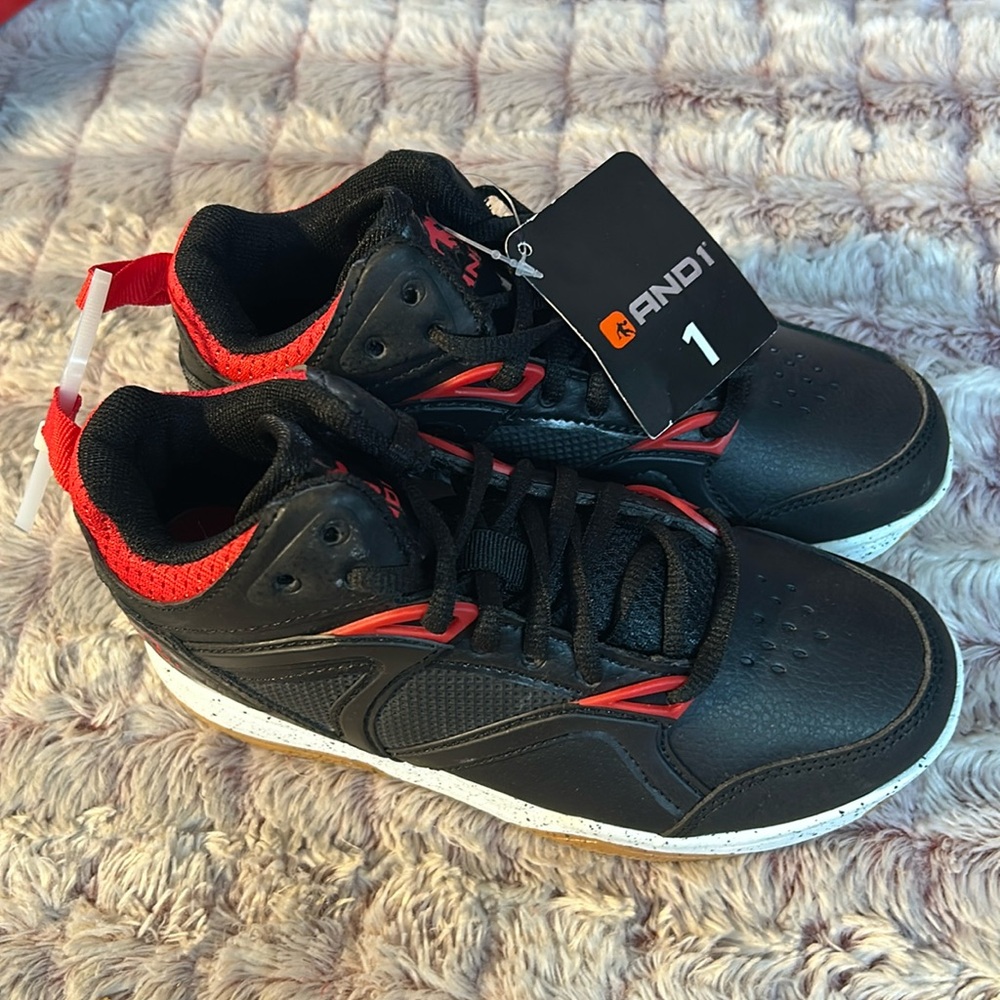 AND1 Boys & Girls Basketball Shoes size 1